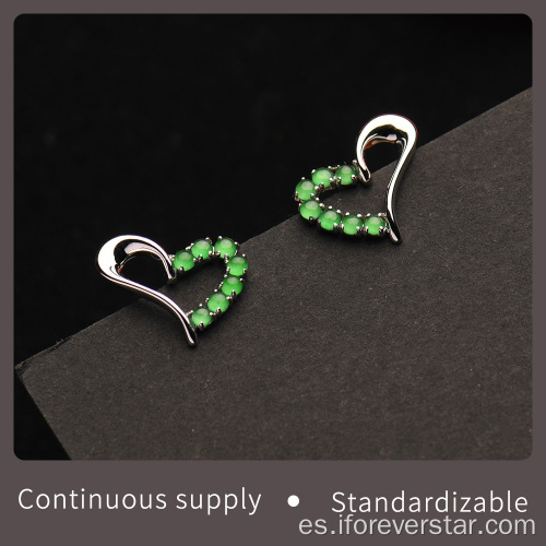 Pendientes de jadeite de color verde completo